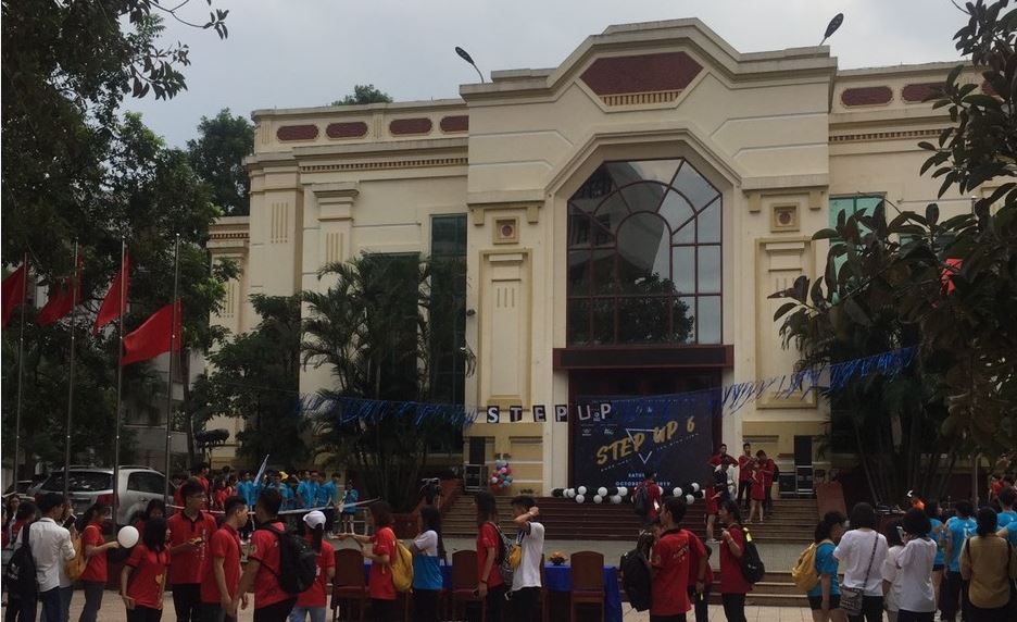 loa active được dùng cho sân khấu ngoài trời